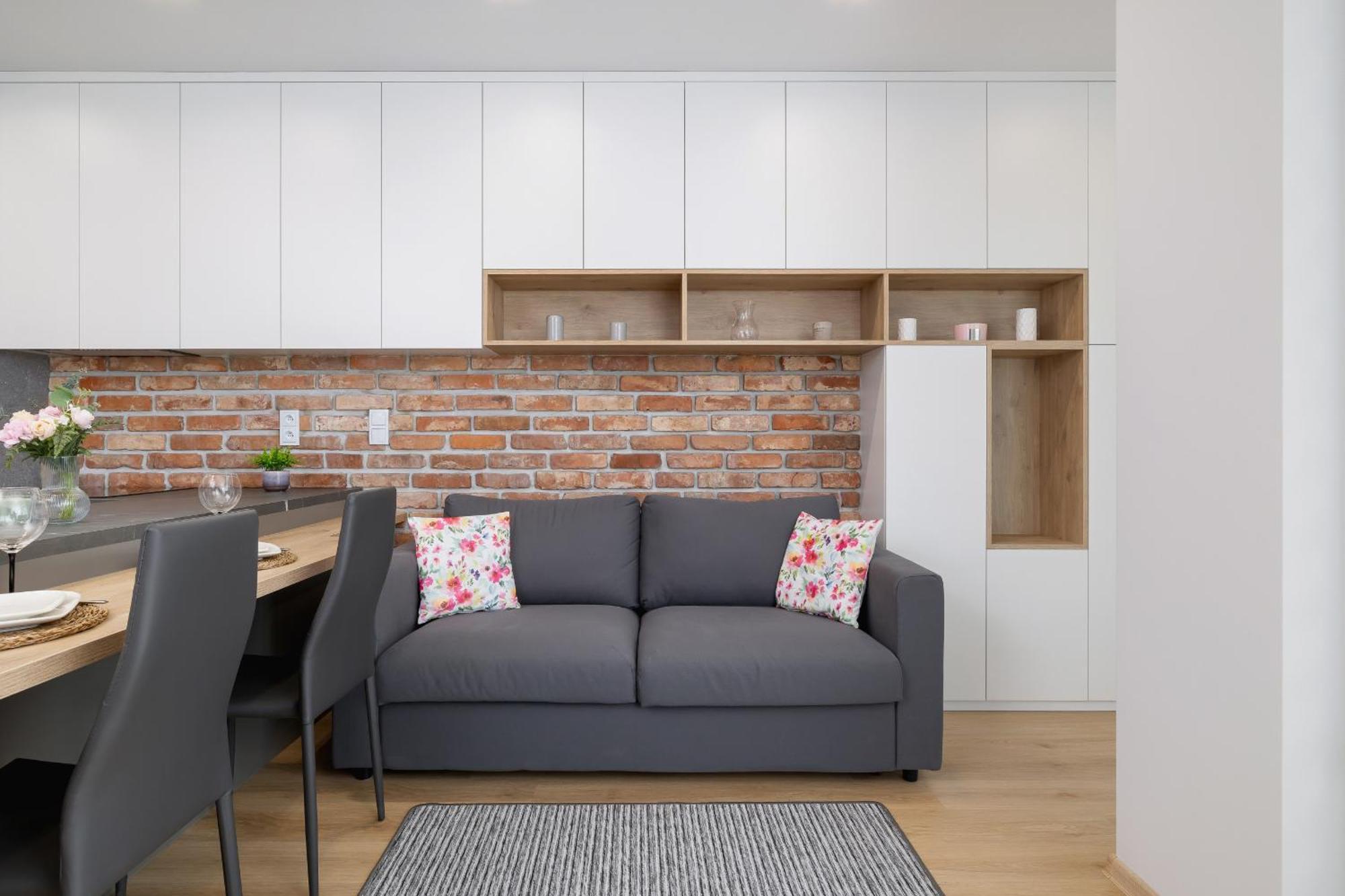 Mogilska With Parking Near Tauron Arena By Renters * Krakau